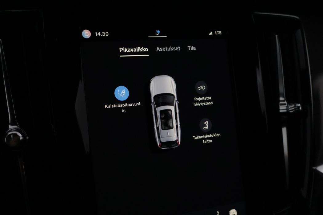 VOLVO V90 2022