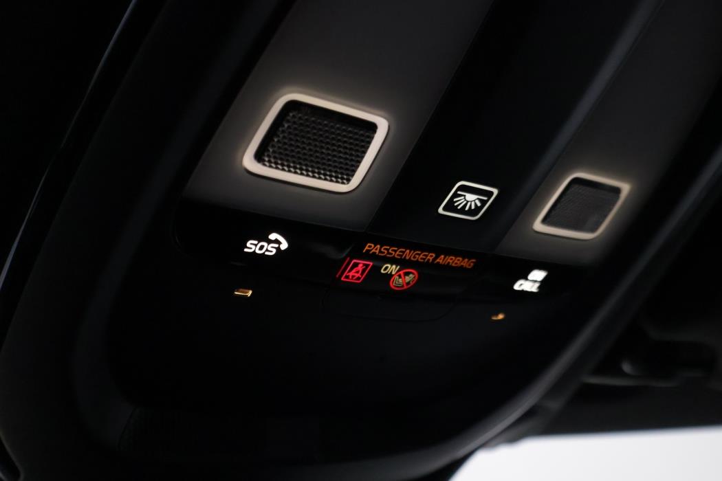 VOLVO V90 2022