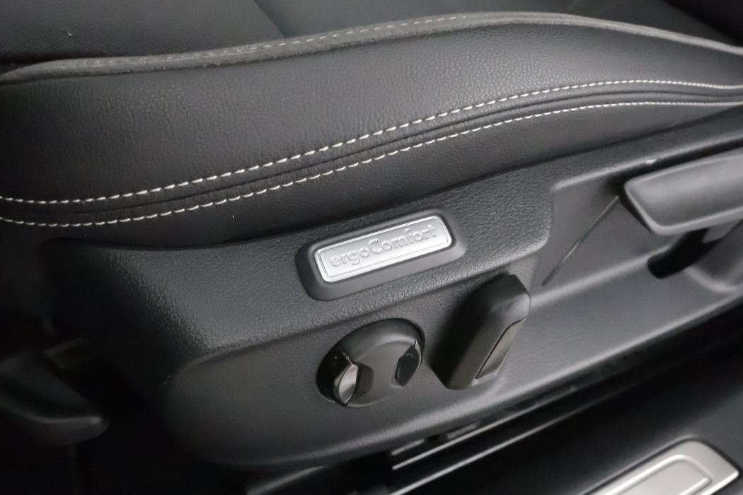 VOLKSWAGEN Passat 2021