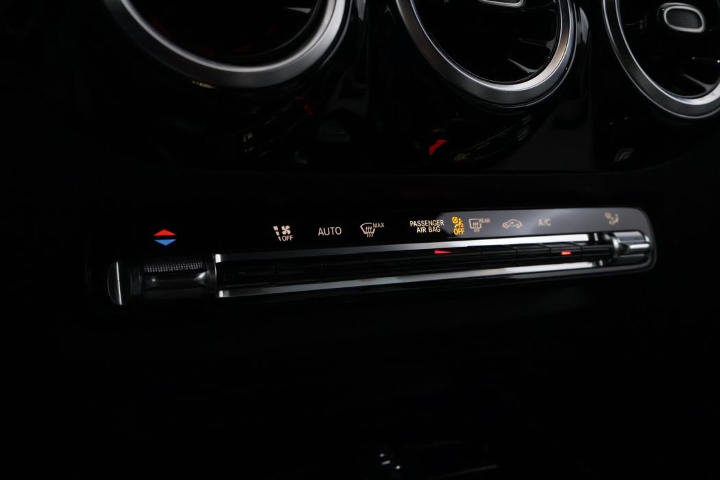 MERCEDES-BENZ B 2019