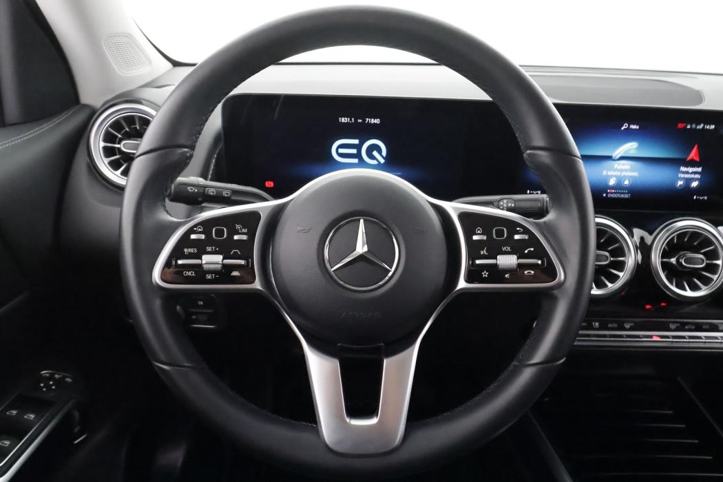 MERCEDES-BENZ EQB 2024