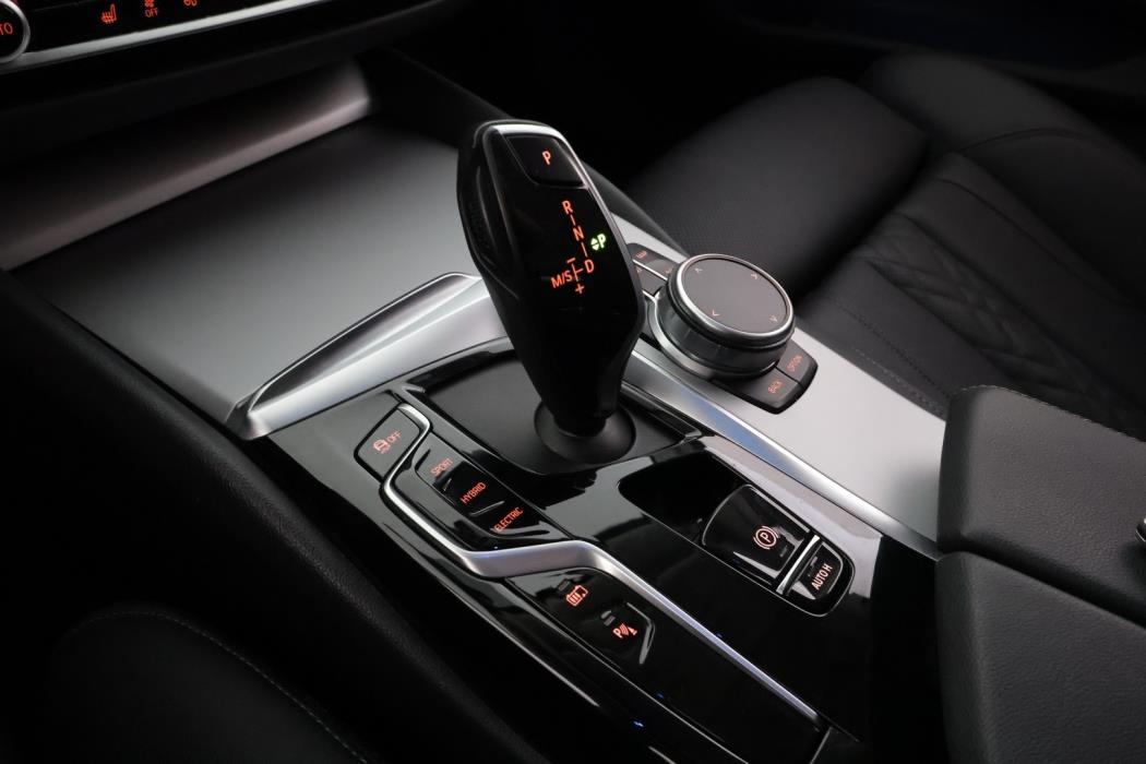 BMW 530 2021
