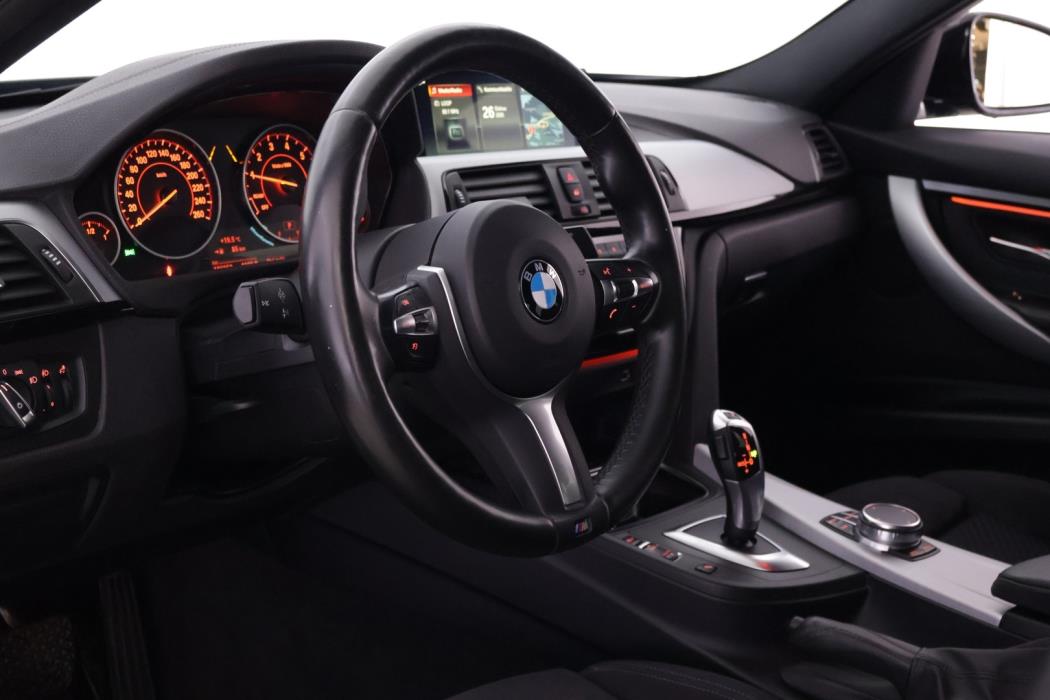 BMW 330i 2018