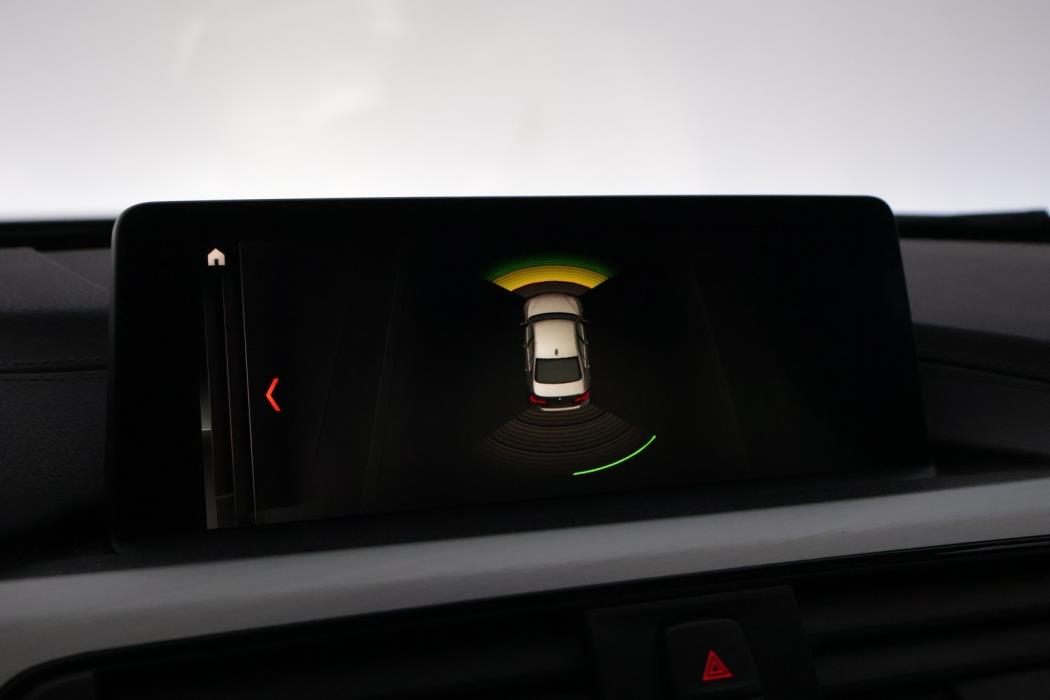 BMW 330i 2018