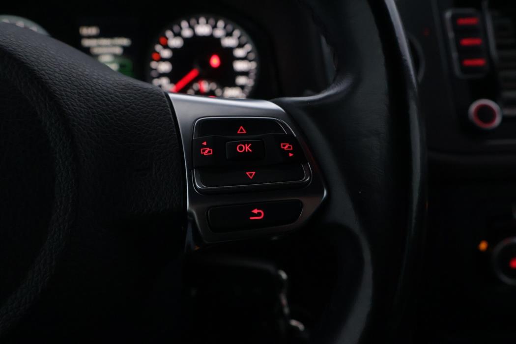 VOLKSWAGEN Tiguan 2014