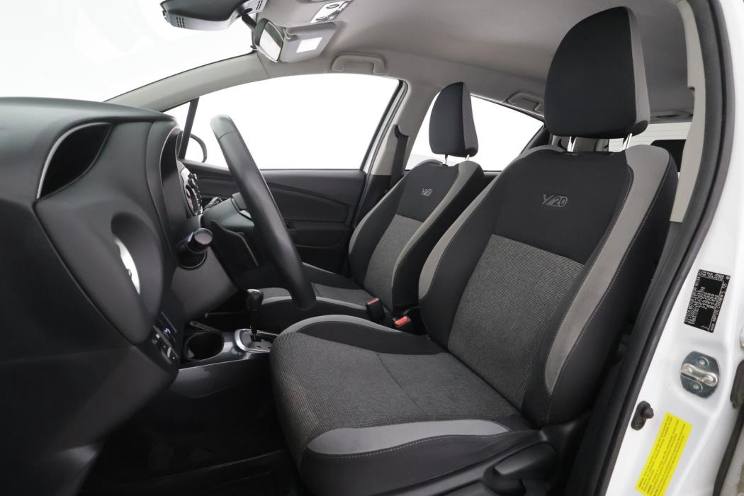 TOYOTA Yaris 2020