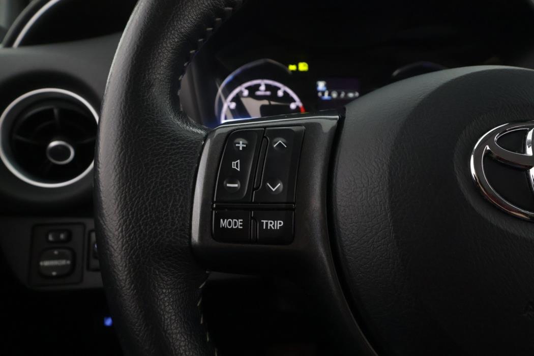 TOYOTA Yaris 2020