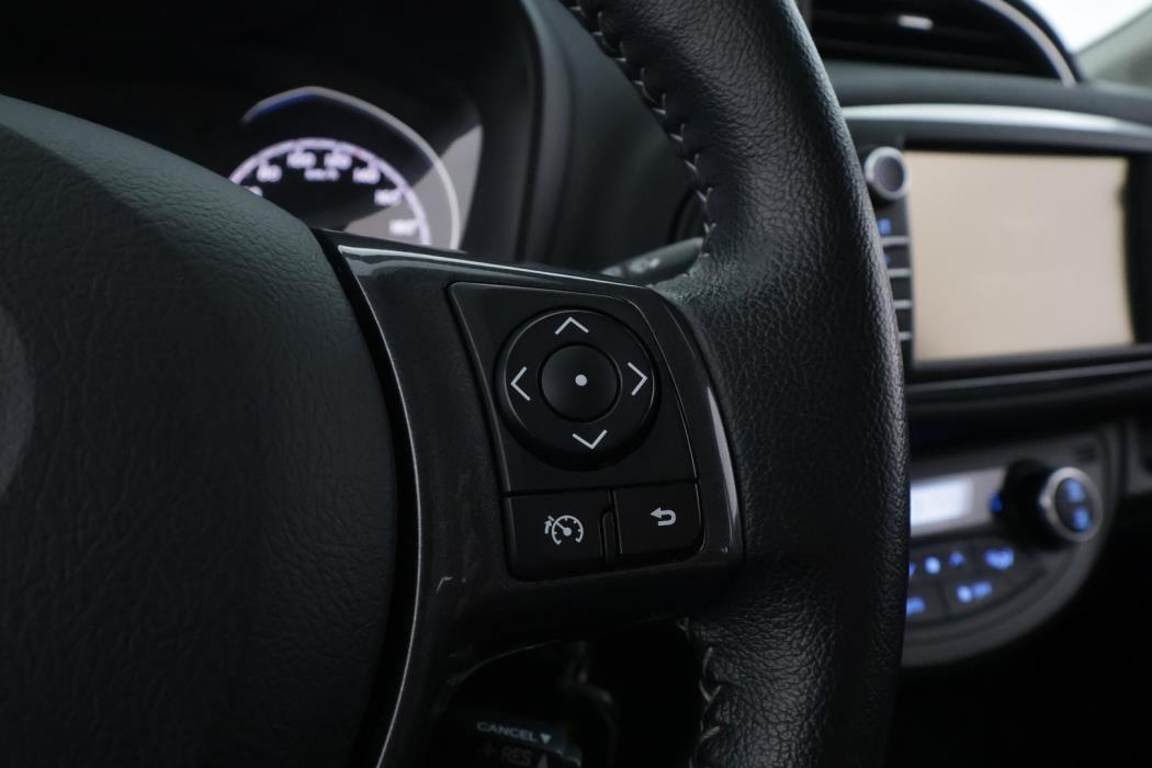 TOYOTA Yaris 2020
