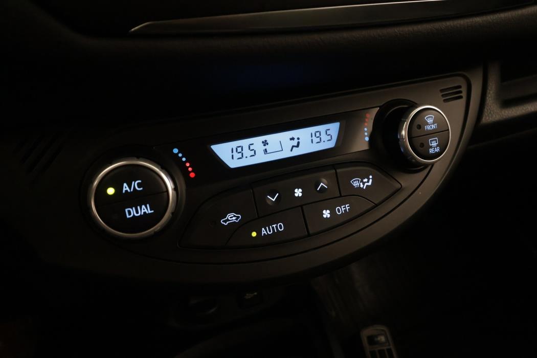 TOYOTA Yaris 2020