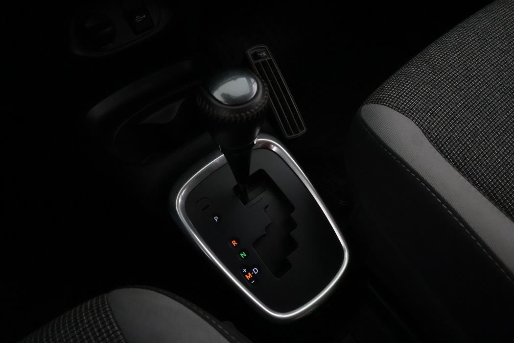 TOYOTA Yaris 2020