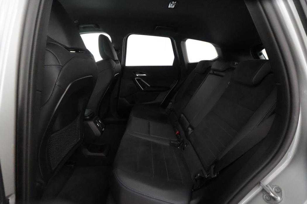 BMW IX1 2024