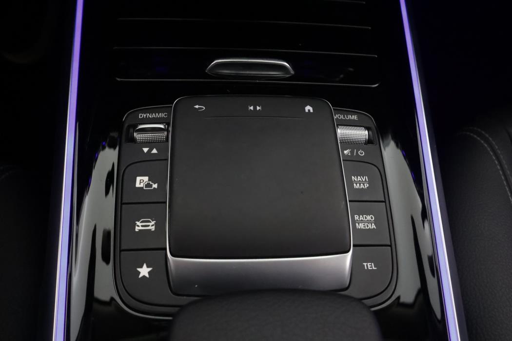 MERCEDES-BENZ EQB 2023