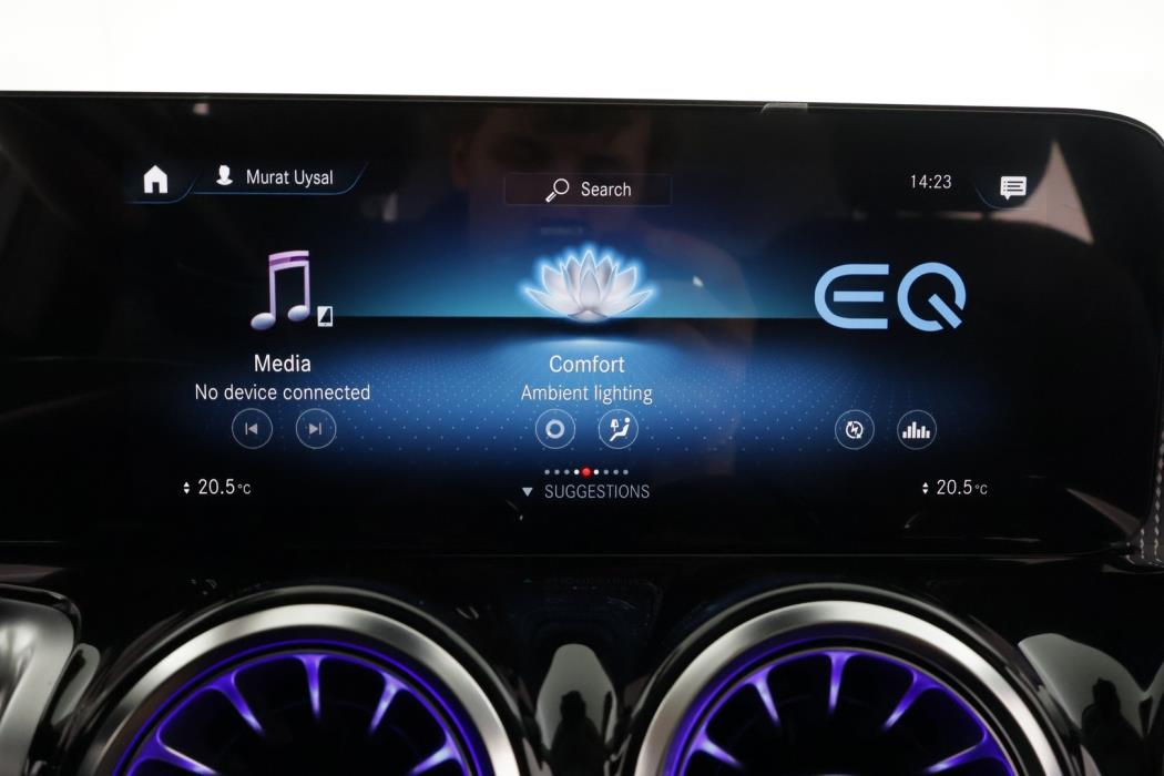 MERCEDES-BENZ EQB 2023