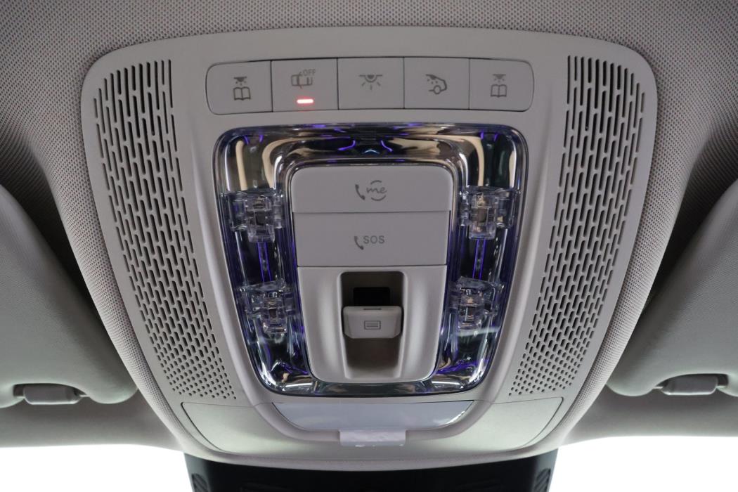 MERCEDES-BENZ EQB 2023