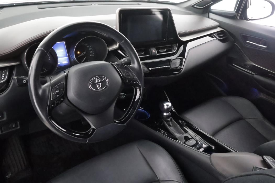 TOYOTA C-HR 2018