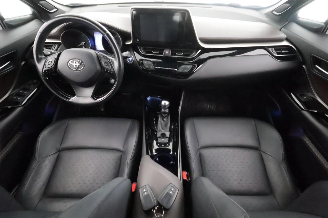 TOYOTA C-HR 2018