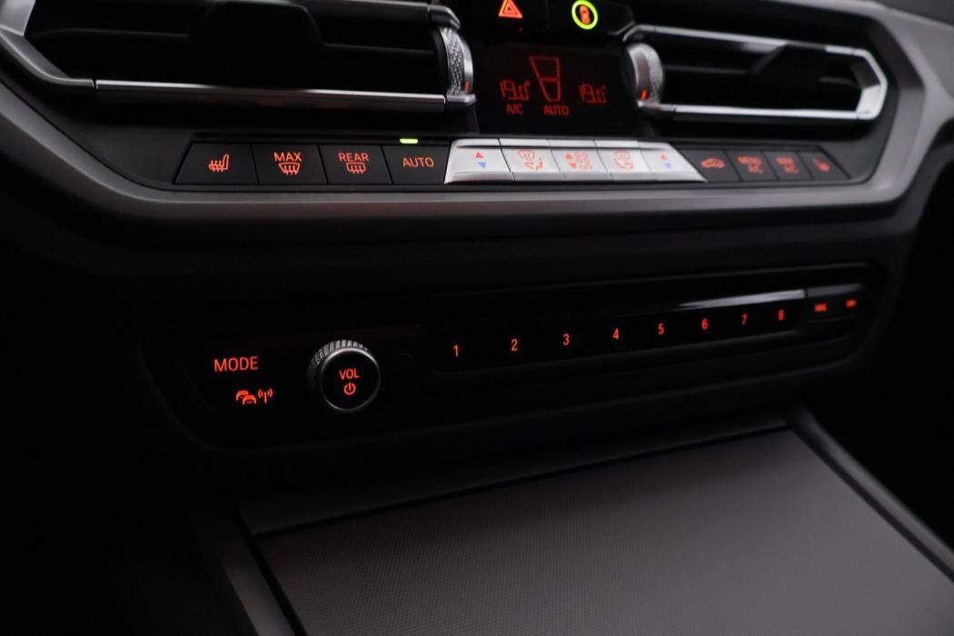 BMW 330 2021