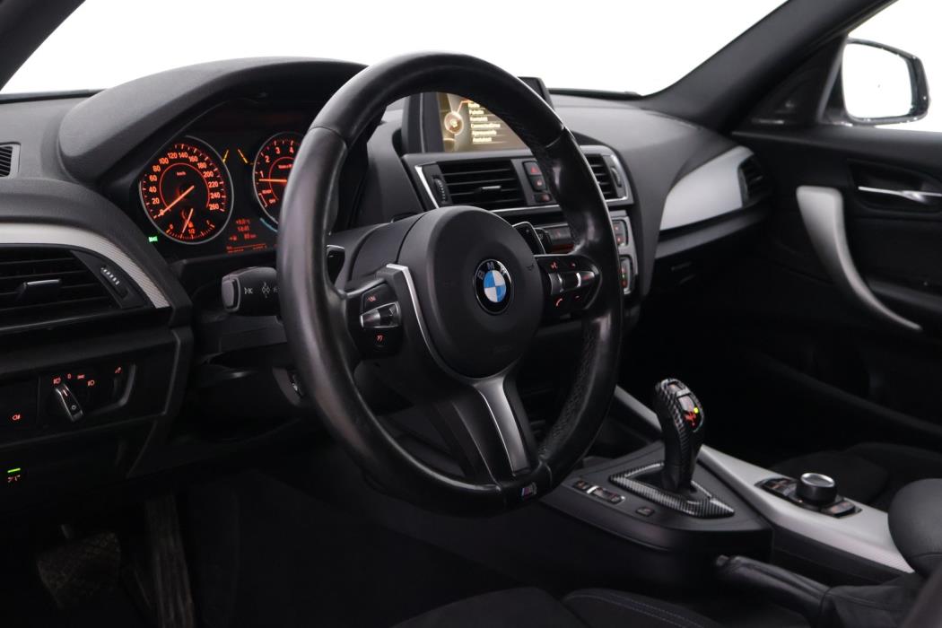 BMW M135i 2016