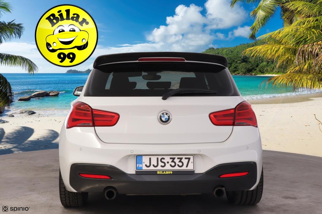 BMW M135i 2016