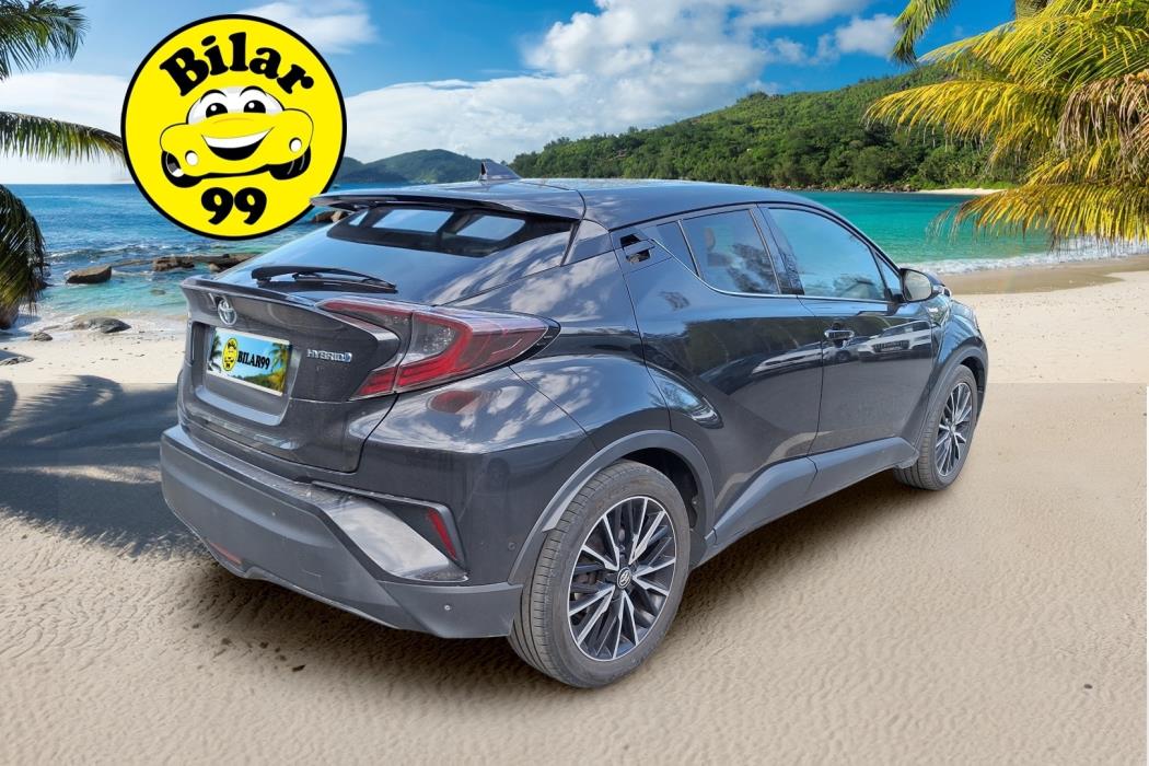 TOYOTA C-HR 2017