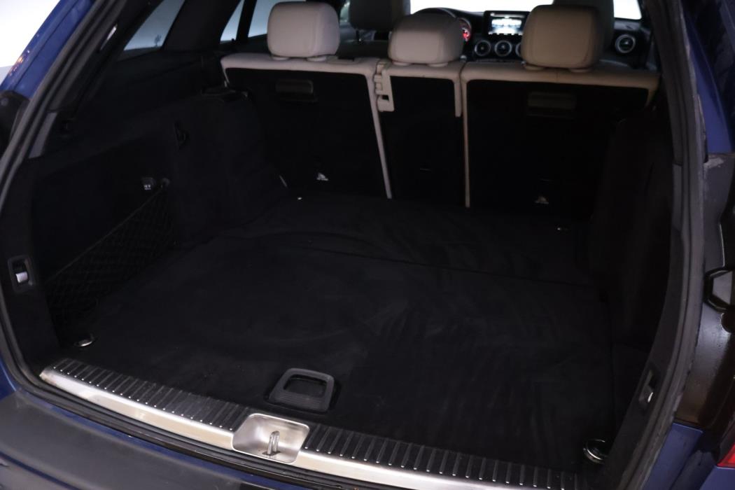 MERCEDES-BENZ C 2016