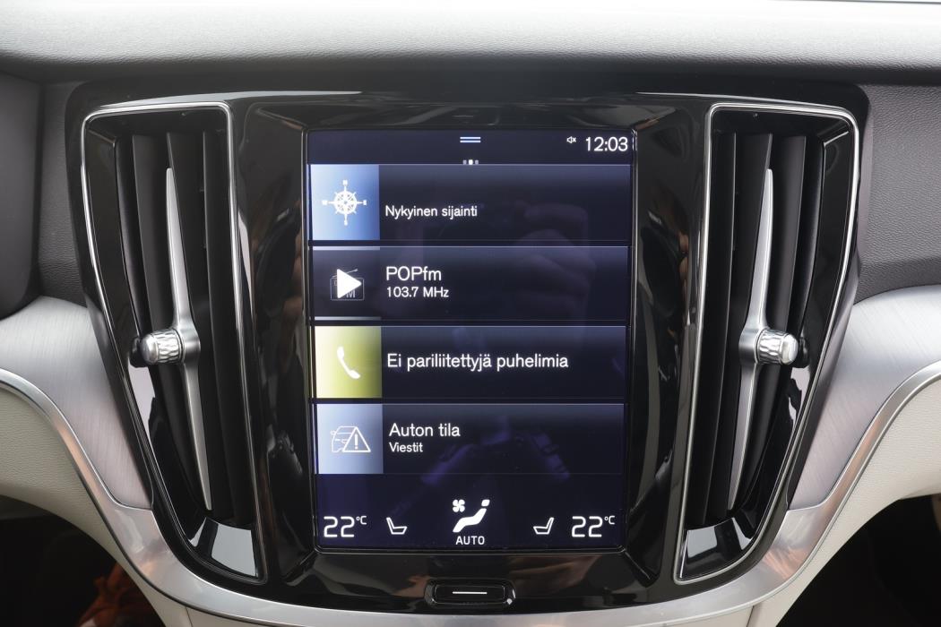 VOLVO V60 2021