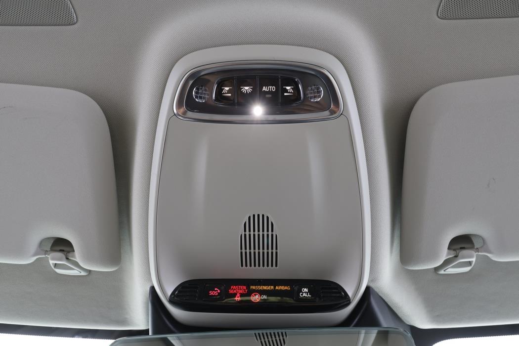VOLVO V60 2021