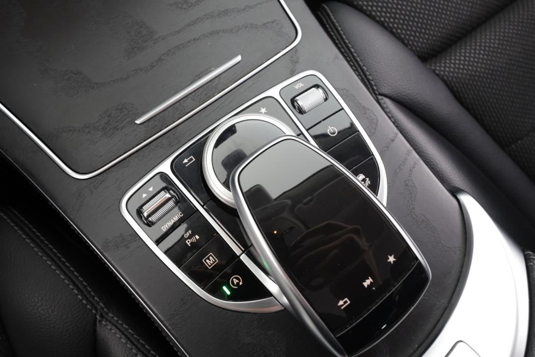 MERCEDES-BENZ GLC 2018