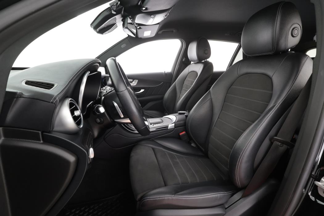 MERCEDES-BENZ GLC 2022