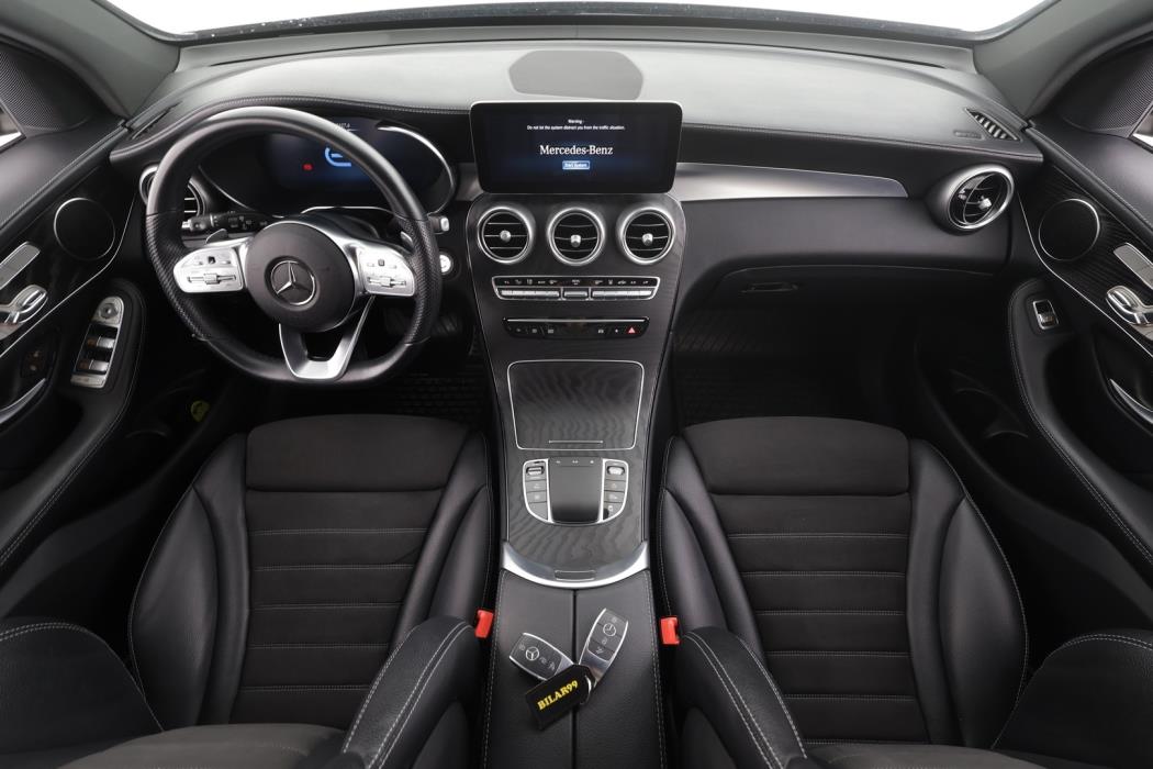 MERCEDES-BENZ GLC 2022