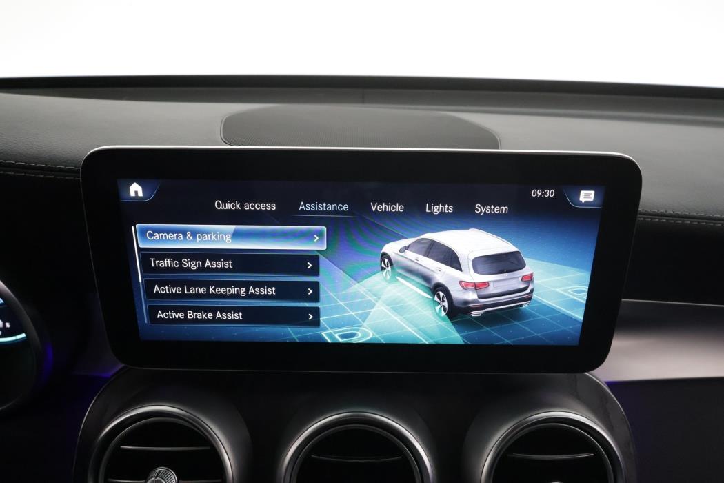 MERCEDES-BENZ GLC 2022