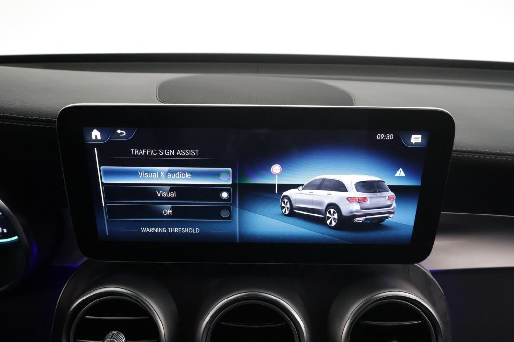 MERCEDES-BENZ GLC 2022