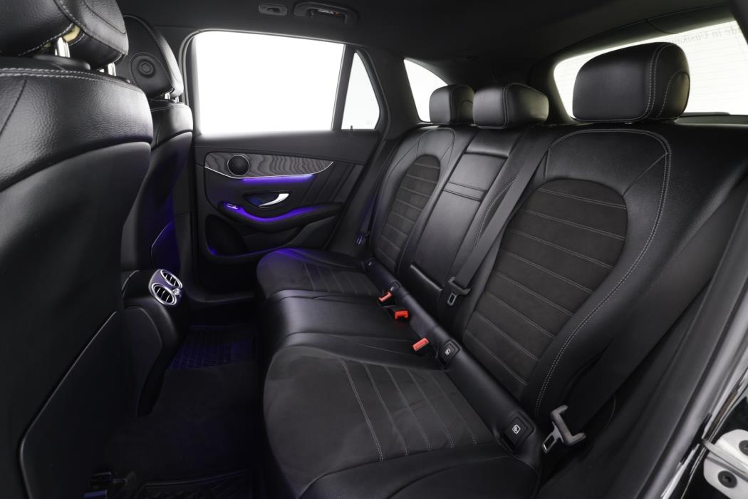 MERCEDES-BENZ GLC 2022