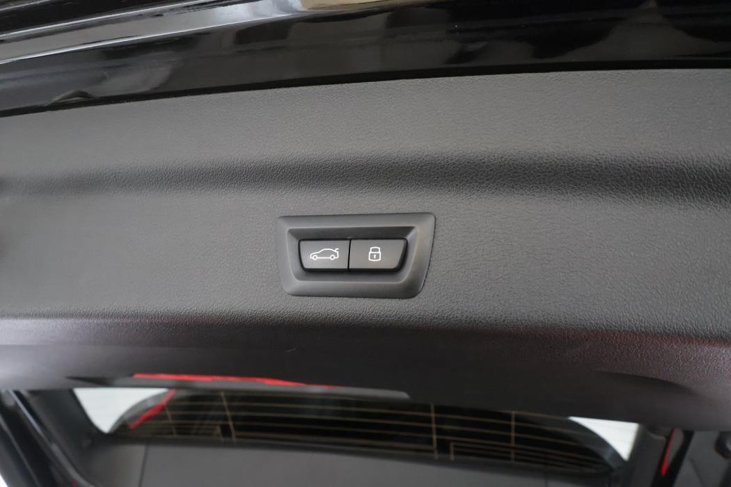 BMW iX1 2023