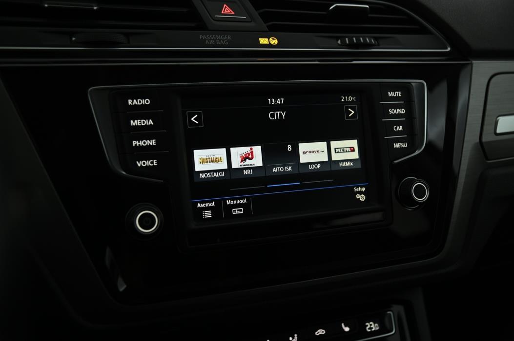 VOLKSWAGEN TOURAN 2017