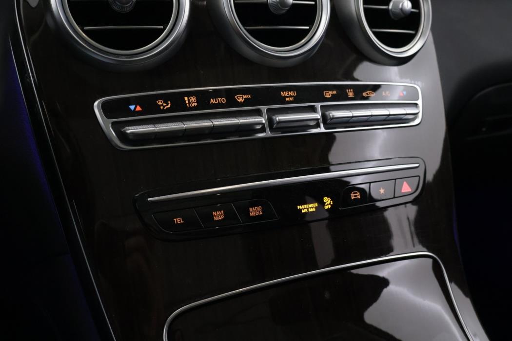 MERCEDES-BENZ GLC 2020