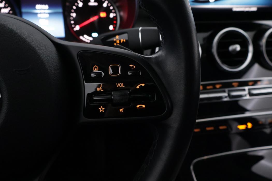 MERCEDES-BENZ C 2020