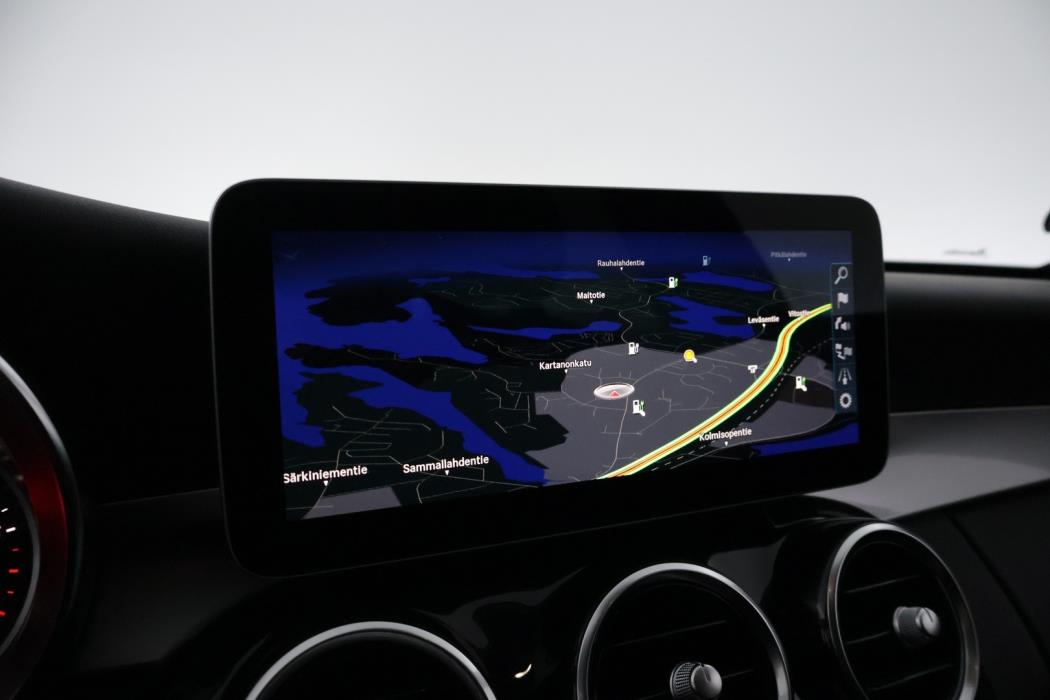 MERCEDES-BENZ C 2020