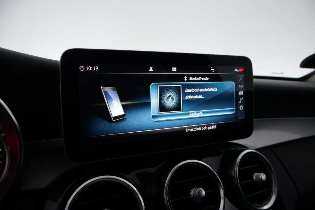 MERCEDES-BENZ C 2020