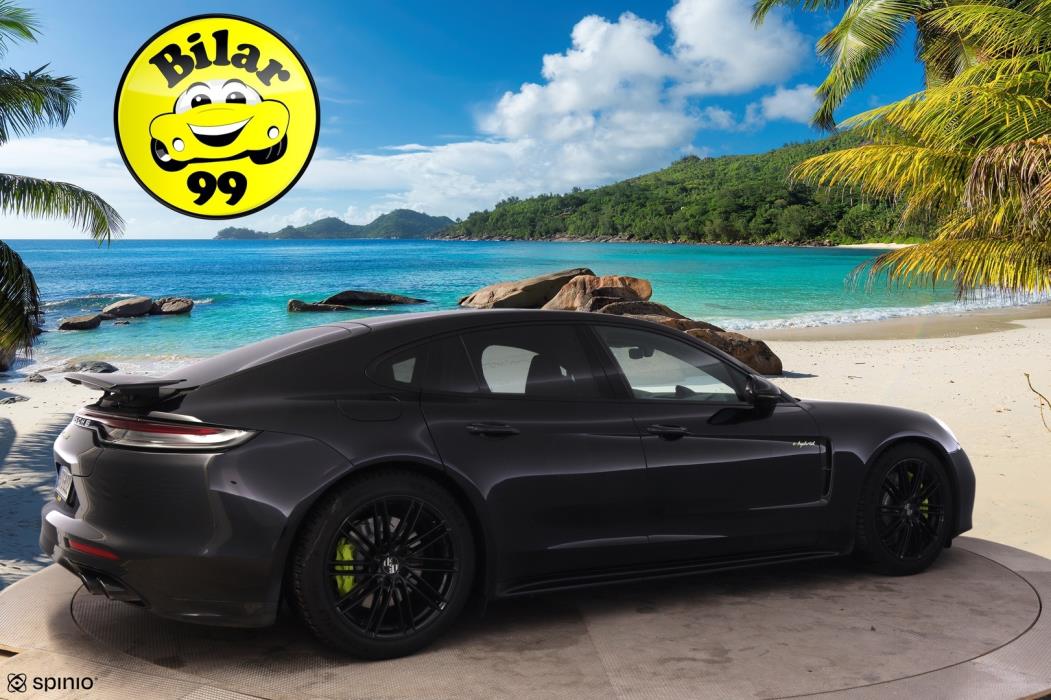 PORSCHE Panamera 2022