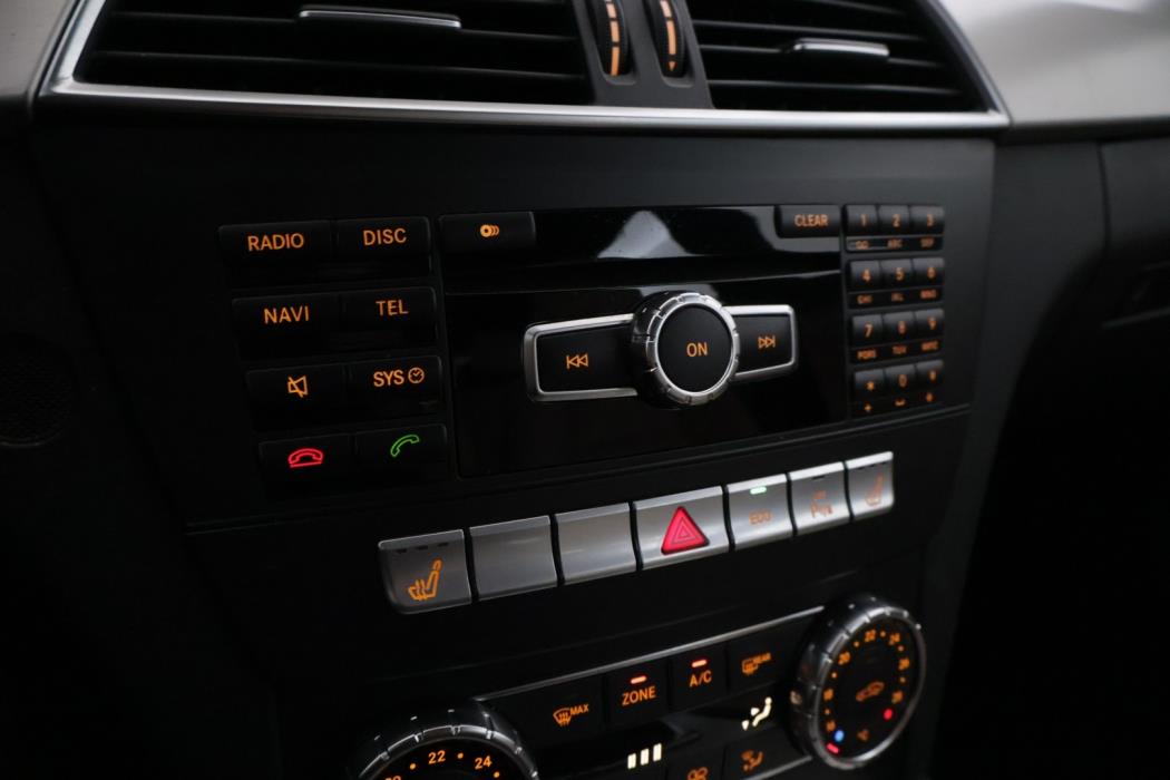 MERCEDES-BENZ C 2011