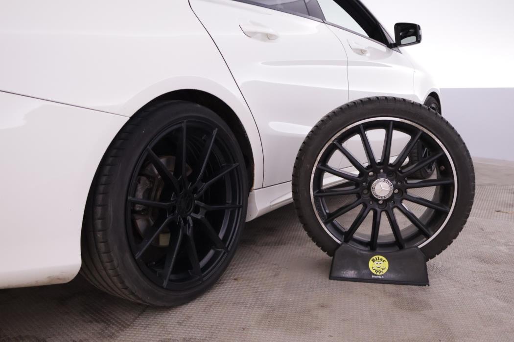 MERCEDES-BENZ CLA 2014