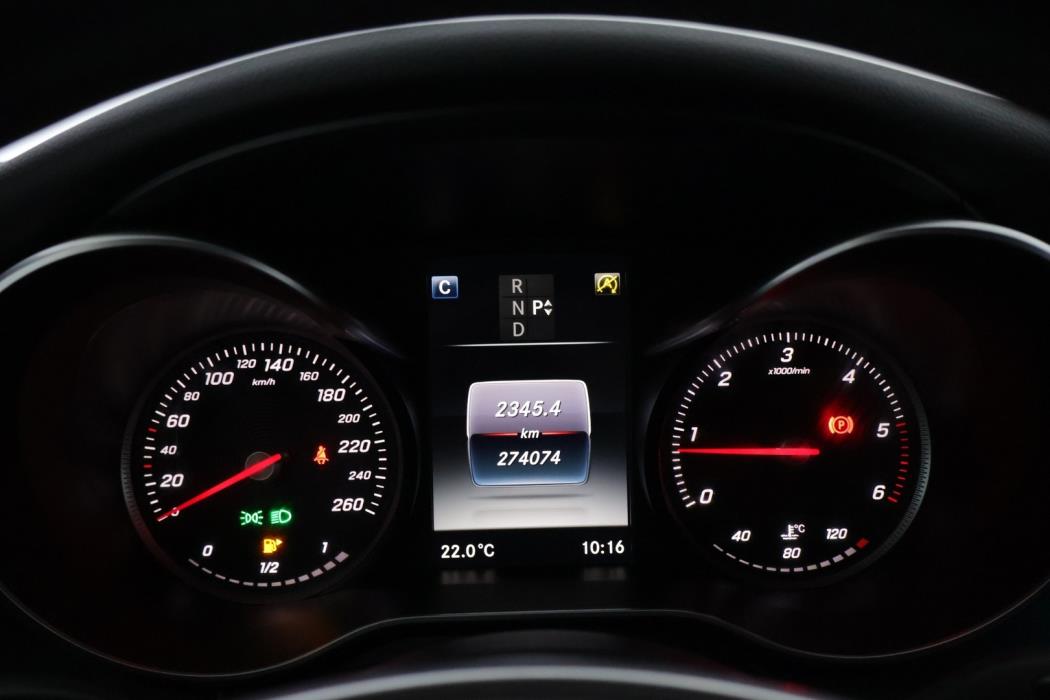 MERCEDES-BENZ C 2016