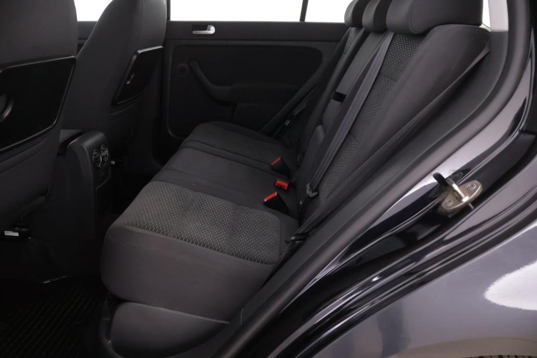 VOLKSWAGEN Golf Plus 2012
