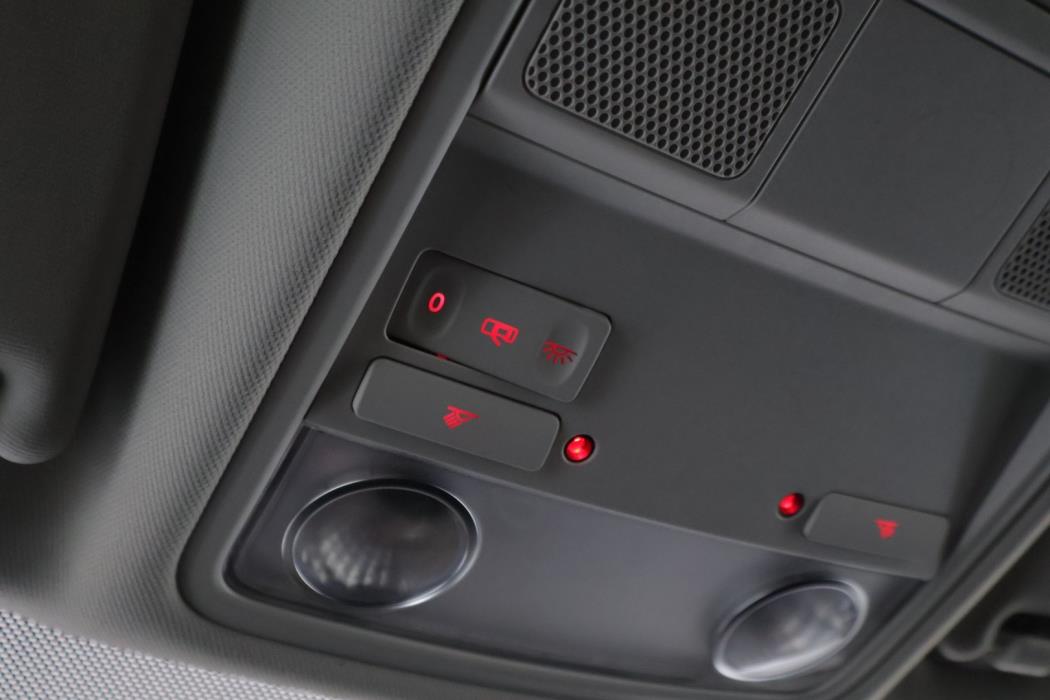 VOLKSWAGEN Golf Plus 2012