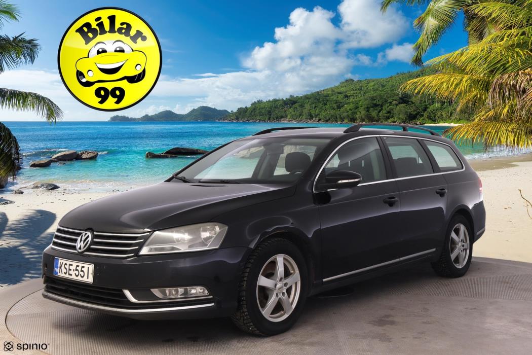 VOLKSWAGEN Passat 2011