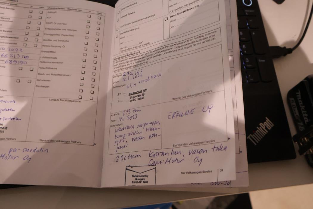 VOLKSWAGEN Passat 2011