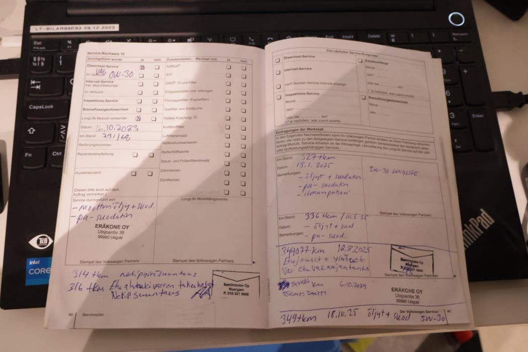 VOLKSWAGEN Passat 2011