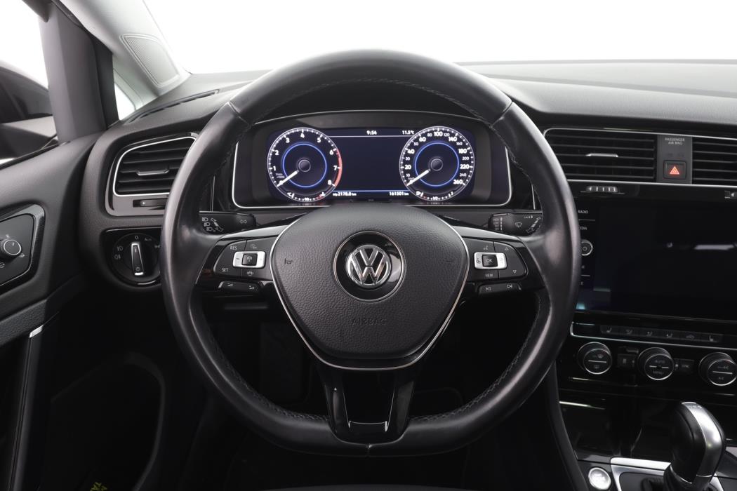 VOLKSWAGEN Golf 2019