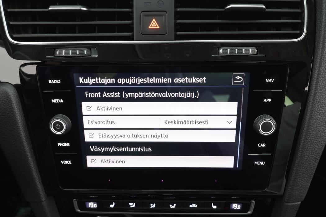 VOLKSWAGEN Golf 2019